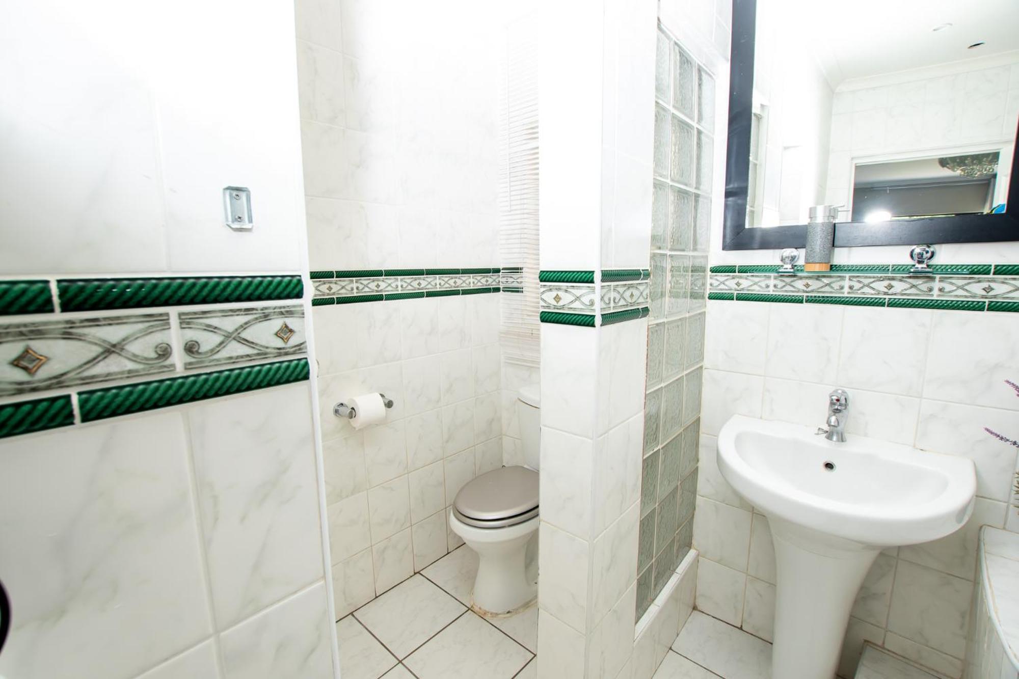 Prestigious Apartments Сэндтон Экстерьер фото